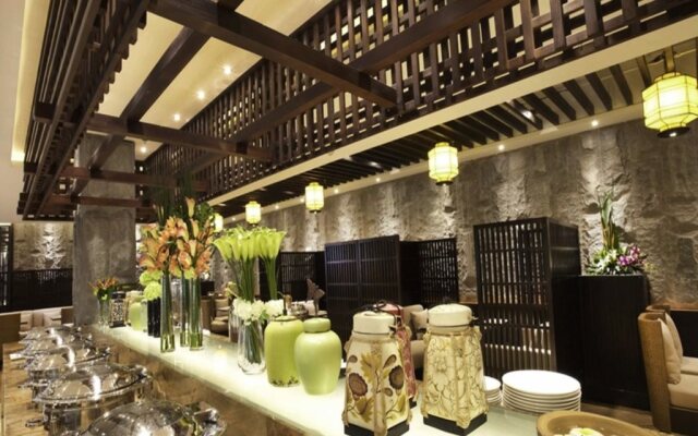 Relaxed Season Hotel Longcheng Branch