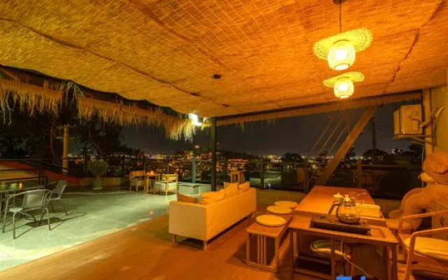 Jianshan Yunshe • Banshan Sightseeing Inn (the Old Town of Lijiang Store) – Restaurant – Lijiang