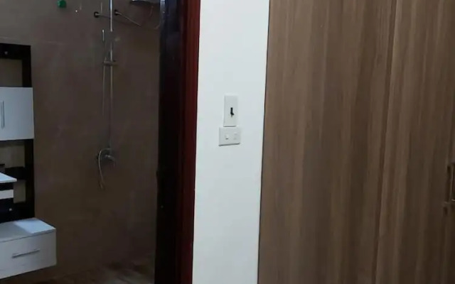 Van Xuan Royal Hotel