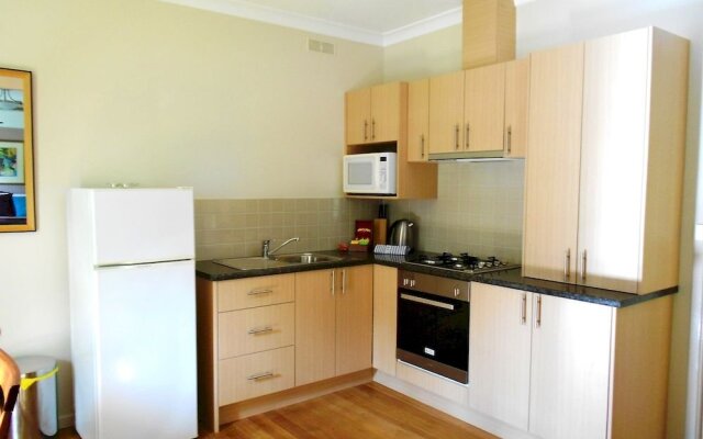 Acacia House Spa Balcony Apartment