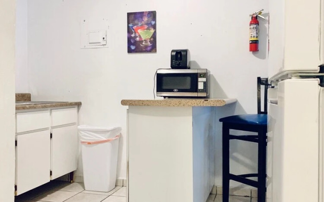 Coastal Express Inn &amp; Suites #1 at 681 Ocean Drive