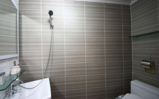 Nayaeddle Guesthouse