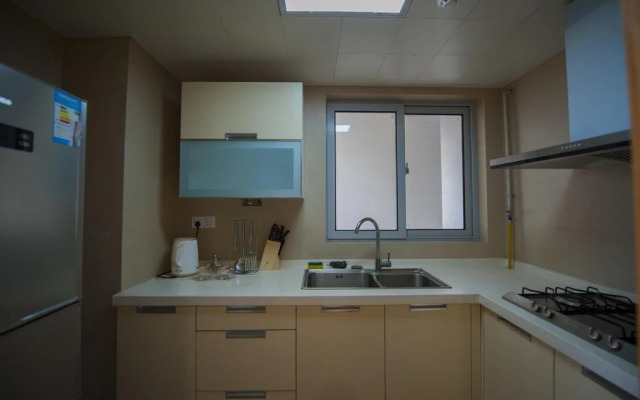 Chengdu Lang Yu Yu Jing Apartment