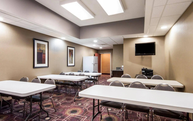 Comfort Suites Pecos