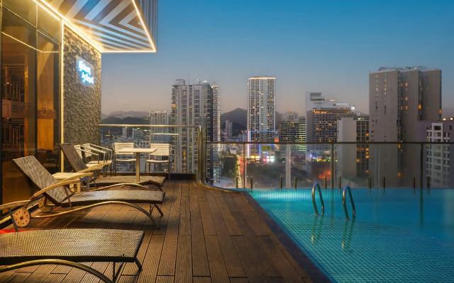 V Hotel Nha Trang