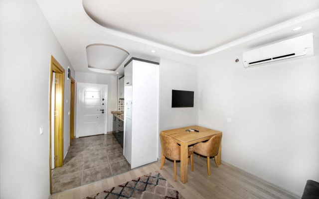 Adam Apart Hotel 2