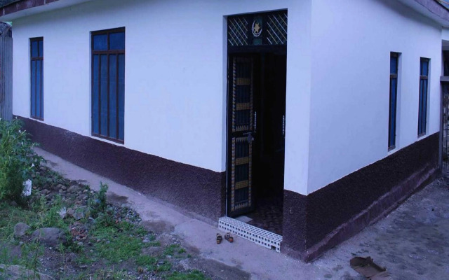 POP 92903 Fareeda Homestay