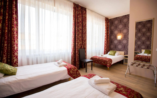 Starest Hotel