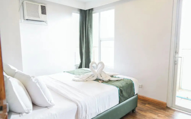 Pacific Bay Grand Suites