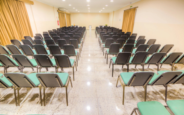 Hotel Golden Park Uberaba by Nacional Inn