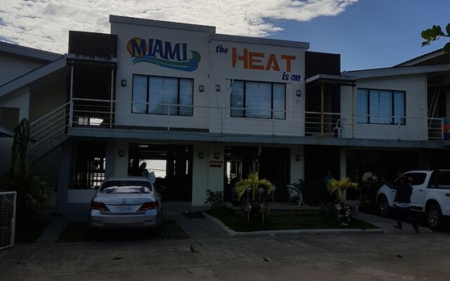Miami Heat Beach Resort Powered by Cocotel