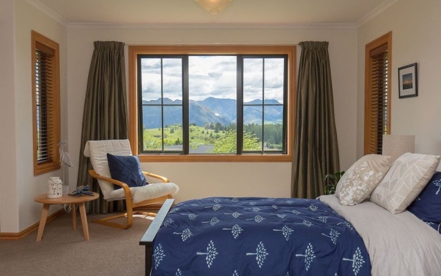 Release Wanaka - Mount Alpha – Guest Rooms – Wanaka
