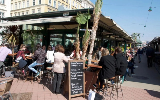 OPERASTREET CITY CENTER Apartment "Bangkok" in Vienna