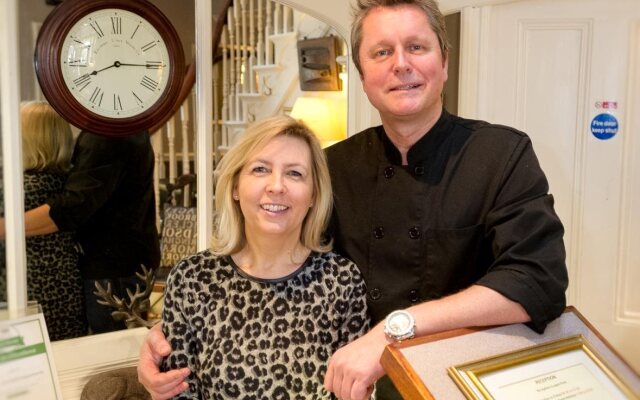Cheshire Hospitality Ltd T/A Lennox Lea Studios & Apartments