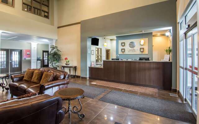 Comfort Inn & Suites