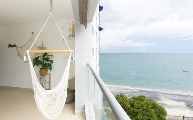 The Farallon Beach Condo by Acomodo