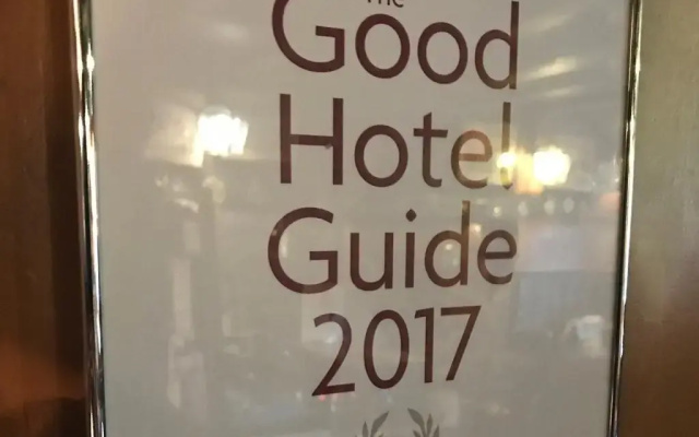 The Nobody Inn