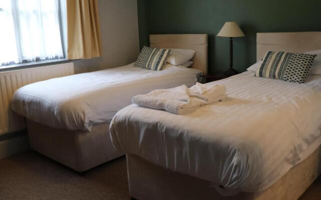 The Old Pheasant Hotel