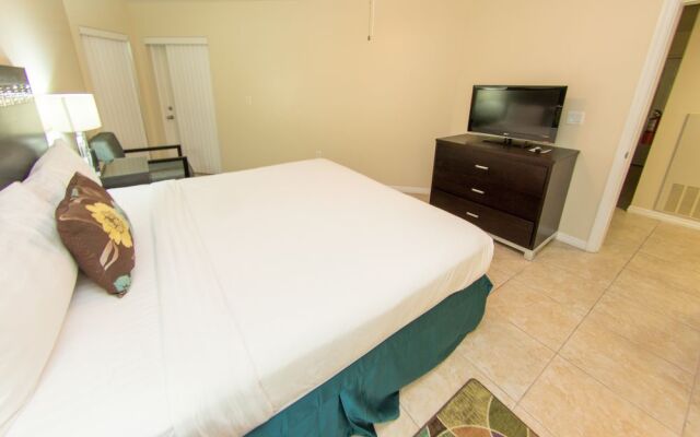 Holiday Inn Resort Grand Cayman