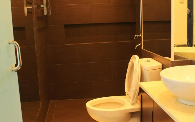 Upperhouse Hotel Formerly Pacifico Boutique by Hiverooms