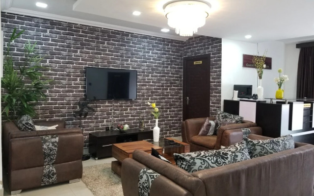 Ozin Guest House