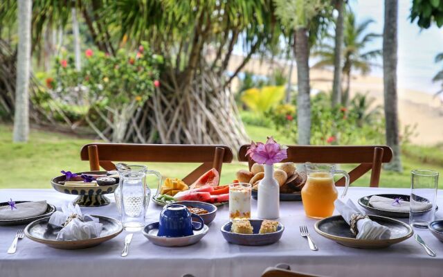 Hotel Calá & Divino