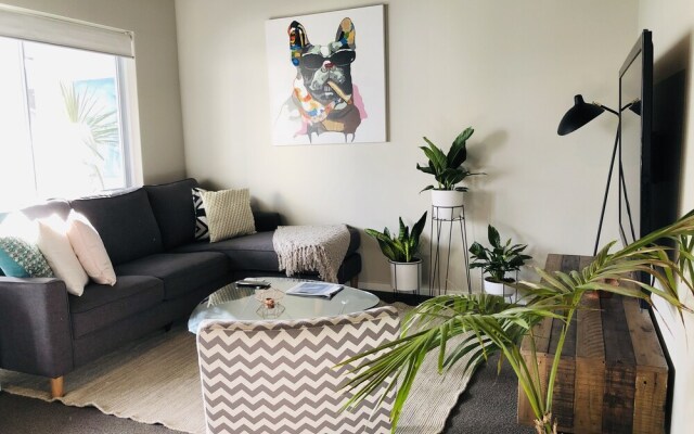 West Beach Lagoon 220 Stylish And Cozy