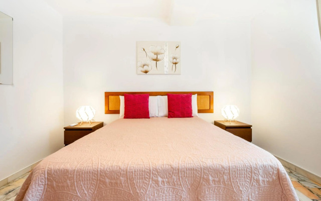 My Place @ Faro City Views