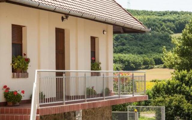 Wekler Családi Pincészet és Panzió