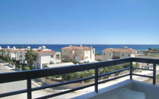 Maouris Hotel Apartments