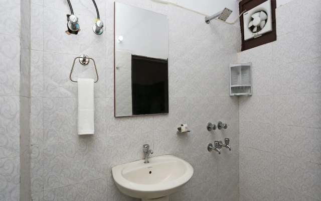 Oyo 22654 Hotel Vikrant