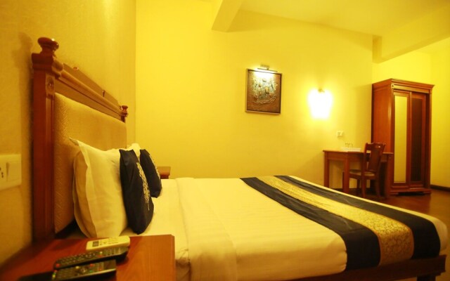 Oyo 4802 Cochin City Residency