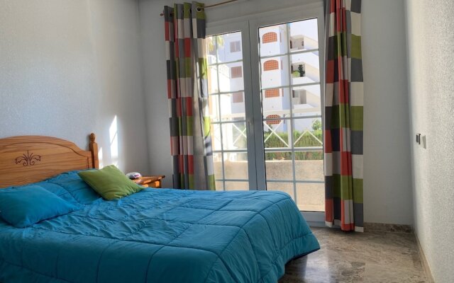 Sunny apartment in Albir el Point