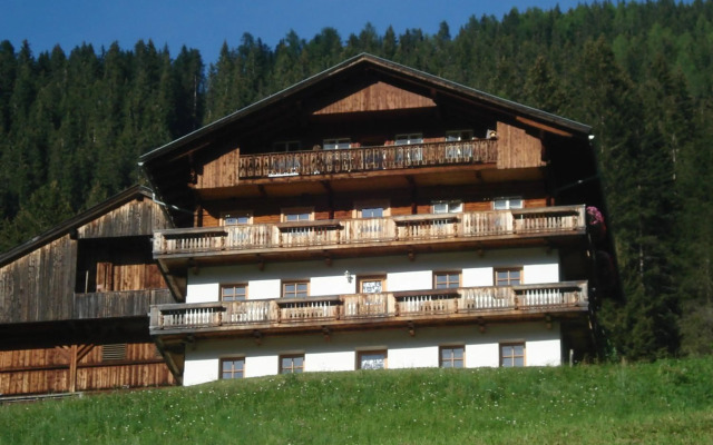 Ausserwalderhof