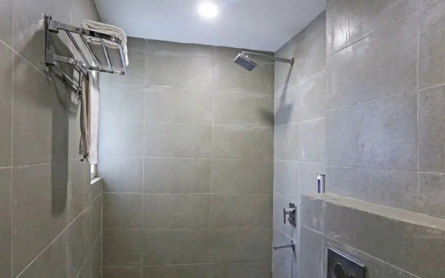 Hotel Twamev residency Uttam Nagar