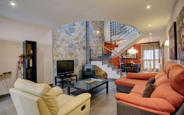 Holiday House Tenorio