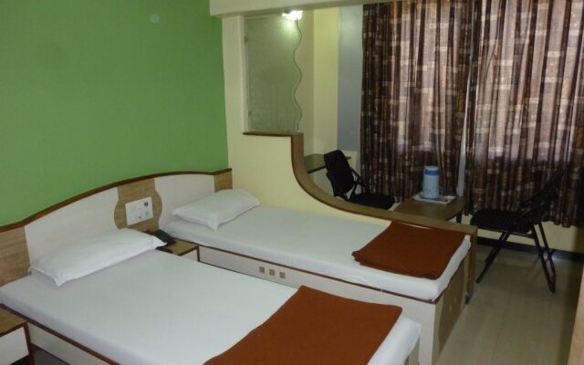 Hotel Mid Town