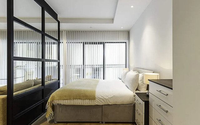 Chic Studio Living in London City Island