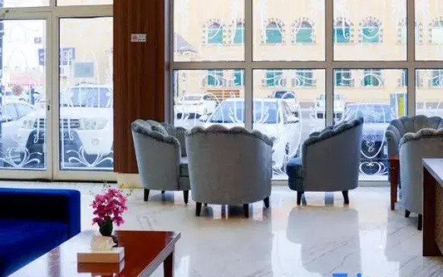 SMAYAH Hotel Suites