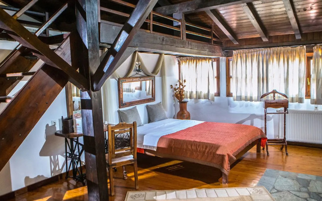 Oikoperiigitis Hotel