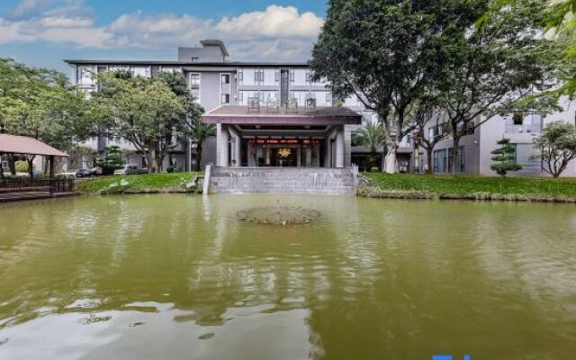 Li Jing Hotel Mile