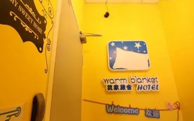 Warm Blanket Hotel