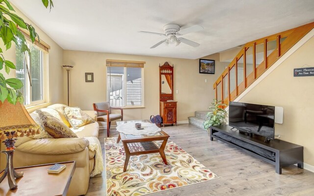 Ideally Located Westminster Home - Sleeps 13