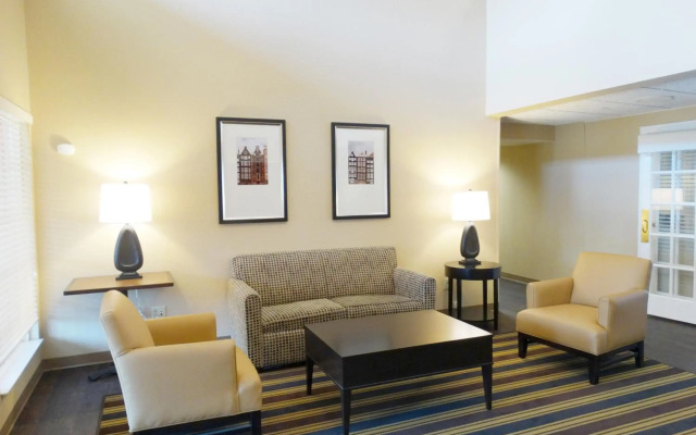Extended Stay America Suites Dallas Plano Parkway
