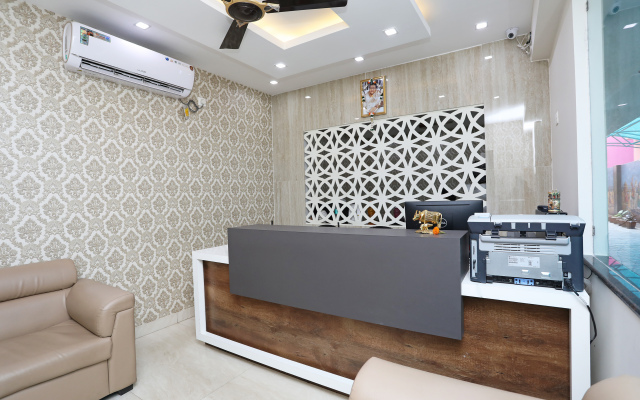 OYO 9344 Hotel Gangotri