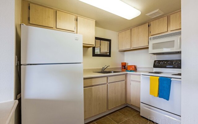 Park Suites at 235 - One Bedroom Apartment