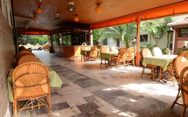 Livane Suit Otel