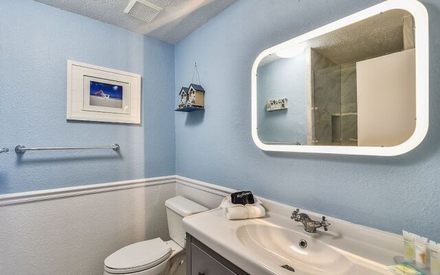 Beachfront Charm - 3 Br Home