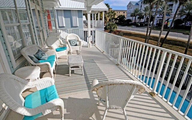 Crystal Beachin' - 1942431