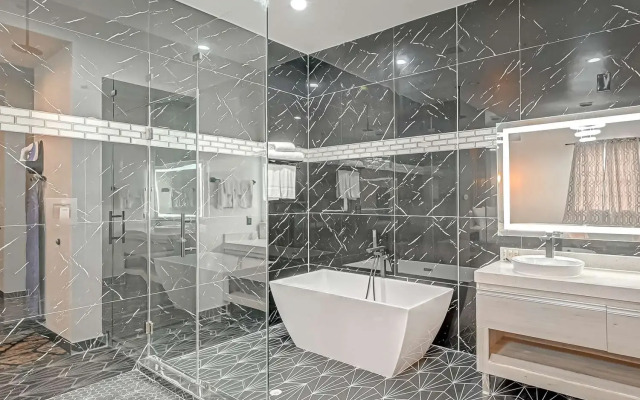 SureStay Hotel by Best Western Houston Southeast